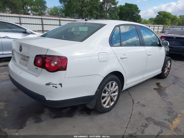 Продажа на аукционе авто 2010 Volkswagen Jetta Limited Edition, vin: 3VWRZ7AJ6AM114609, номер лота: 44694822