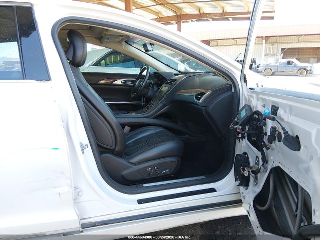 Lincoln MKZ 2014 3LN6L2G9XER829355 Image 5