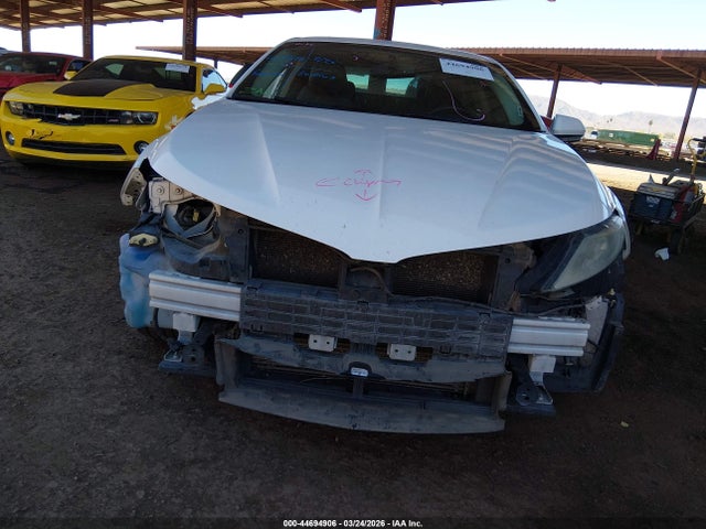 Lincoln MKZ 2014 3LN6L2G9XER829355 Image 6