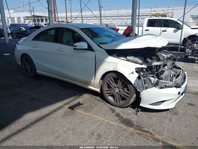 2015 MERCEDES-BENZ CLA 250 WDDSJ4EB6FN181193