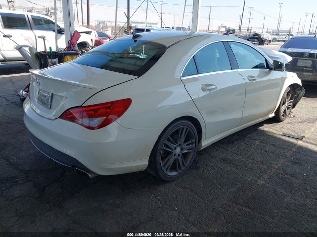 2015 MERCEDES-BENZ CLA 250 WDDSJ4EB6FN181193 Photo 3