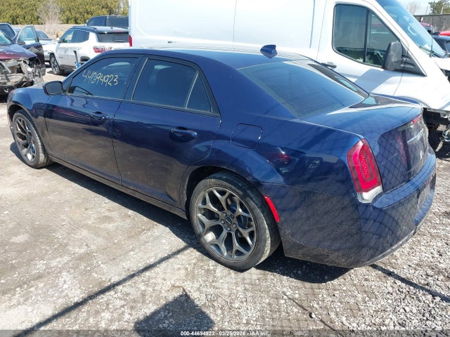 44694923 :رقم المزاد ، 2C3CCABG4FH743144 vin ، 2015 Chrysler 300 300s مزاد بيع