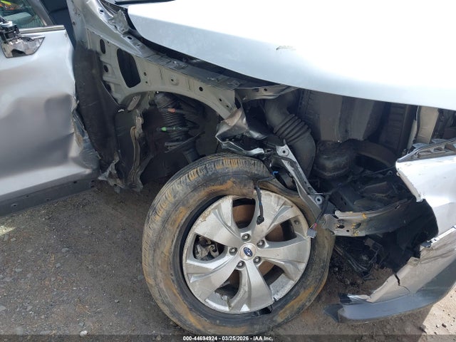 2024 Subaru Ascent Base 8-passenger მანქანა იყიდება აუქციონზე, vin: 4S4WMAAD4R3435696, აუქციონის ნომერი: 44694924