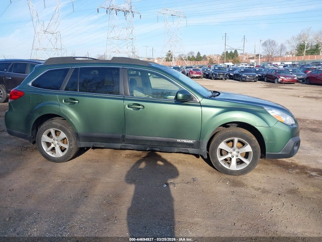 Aukcja sprzedaży 2014 Subaru Outback 2.5i Premium, vin: 4S4BRCECXE3240547, numer aukcji: 44694927