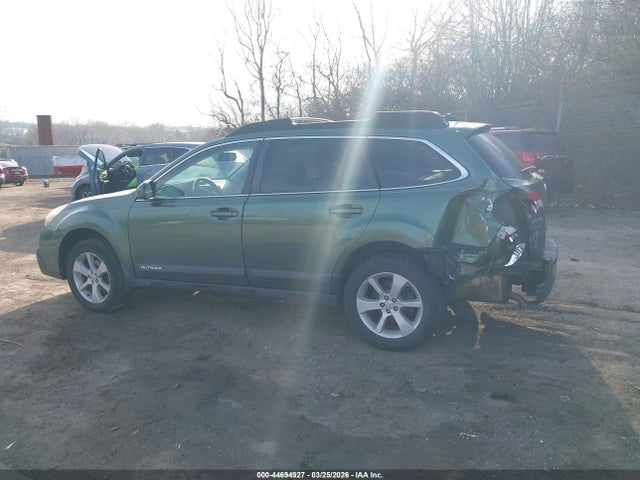 Aukcja sprzedaży 2014 Subaru Outback 2.5i Premium, vin: 4S4BRCECXE3240547, numer aukcji: 44694927