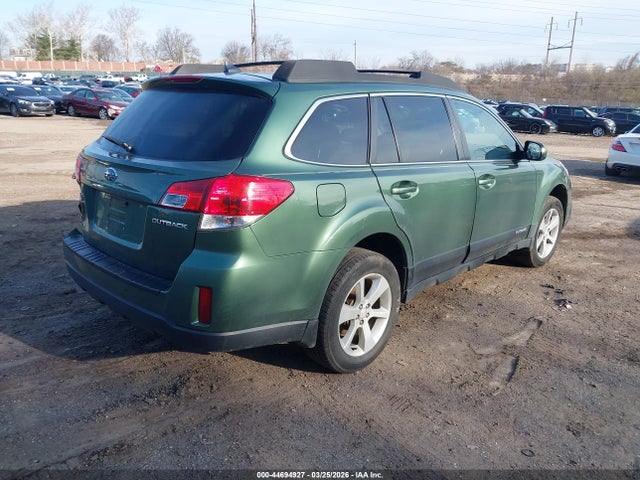 Aukcja sprzedaży 2014 Subaru Outback 2.5i Premium, vin: 4S4BRCECXE3240547, numer aukcji: 44694927