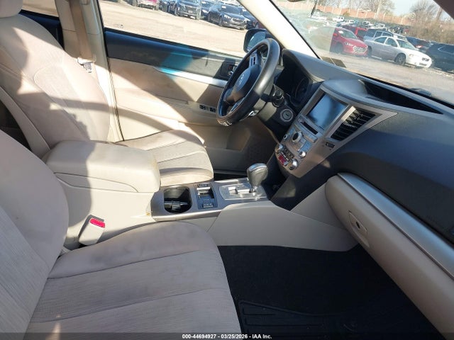 Aukcja sprzedaży 2014 Subaru Outback 2.5i Premium, vin: 4S4BRCECXE3240547, numer aukcji: 44694927
