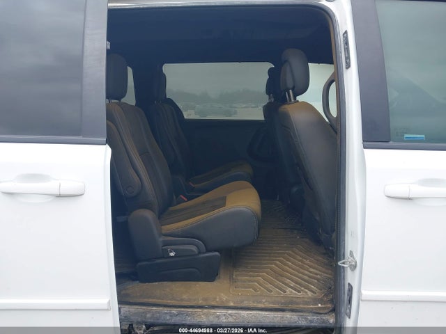 44694988 :رقم المزاد ، 2C4RDGCG0HR797879 vin ، 2017 Dodge Grand Caravan Sxt مزاد بيع