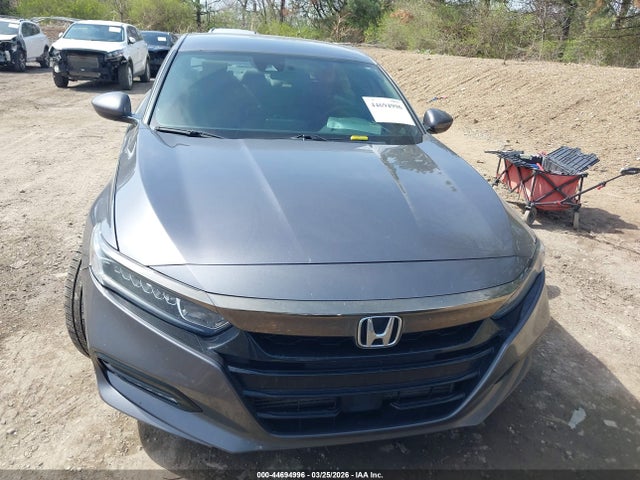 2018 Honda Accord Sport მანქანა იყიდება აუქციონზე, vin: 1HGCV1F35JA250725, აუქციონის ნომერი: 44694996