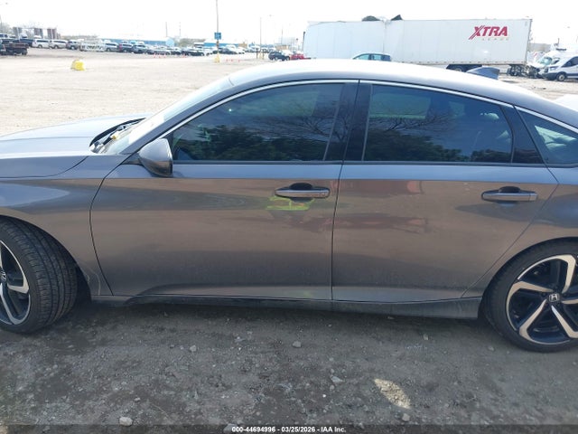 2018 Honda Accord Sport მანქანა იყიდება აუქციონზე, vin: 1HGCV1F35JA250725, აუქციონის ნომერი: 44694996