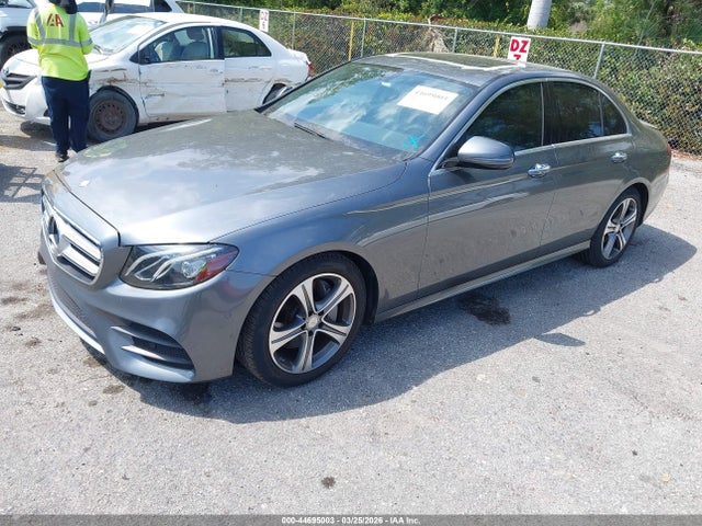 2017 MERCEDES-BENZ E 300 WDDZF4JB3HA082573 Photo 1
