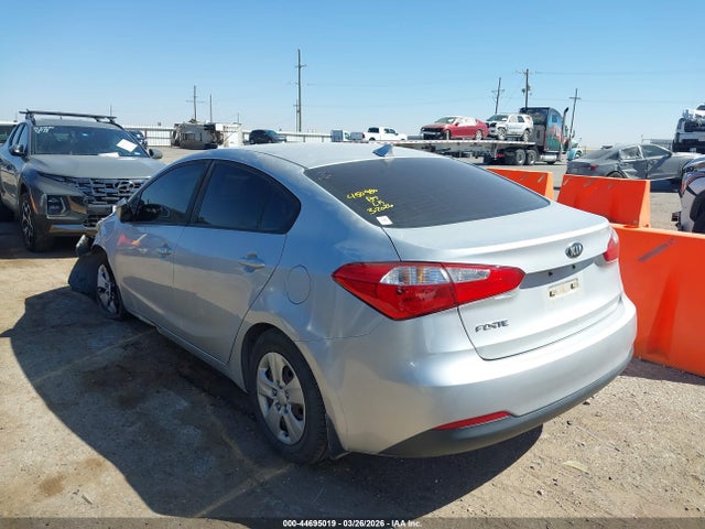 44695019 :رقم المزاد ، KNAFK4A65G5579916 vin ، 2016 Kia Forte Lx مزاد بيع