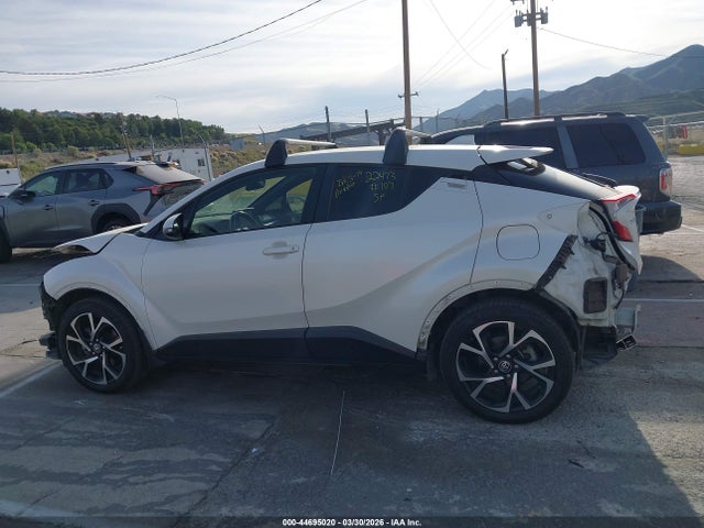 Toyota C-HR XLE 2020 JTNKHMBX6L1069336 Image 15
