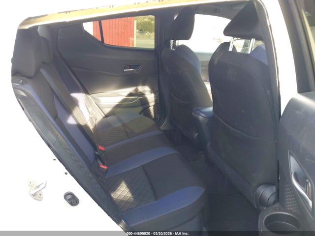 Toyota C-HR XLE 2020 JTNKHMBX6L1069336 Image 8