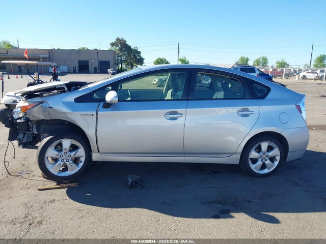 JTDKN3DU3E0384064 Toyota Prius Five