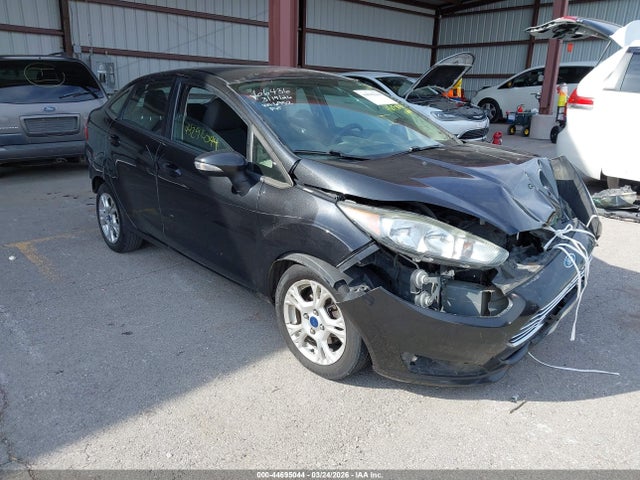 2014 Ford Fiesta Se მანქანა იყიდება აუქციონზე, vin: 3FADP4BJ9EM216952, აუქციონის ნომერი: 44695044