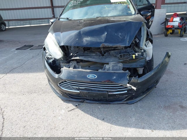 2014 Ford Fiesta Se მანქანა იყიდება აუქციონზე, vin: 3FADP4BJ9EM216952, აუქციონის ნომერი: 44695044