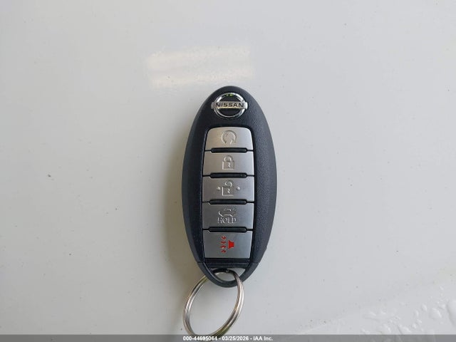 2017 NISSAN MAXIMA 1N4AA6AP5HC399536 Photo 10