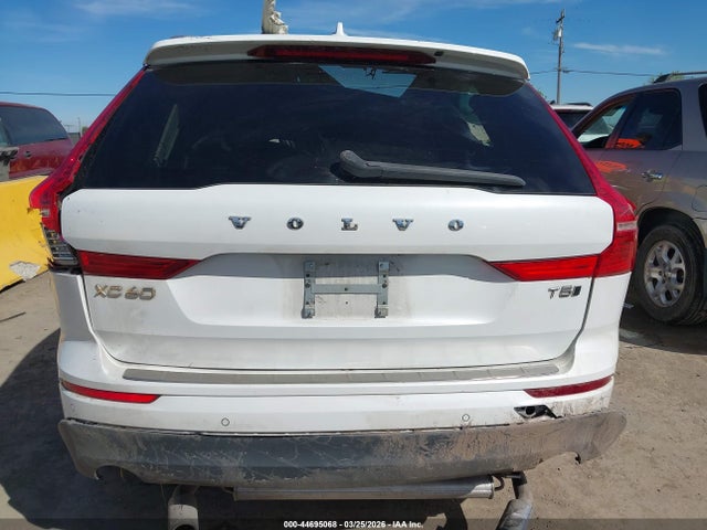 YV4102RK9M1714520 Volvo Xc60 T5 Momentum