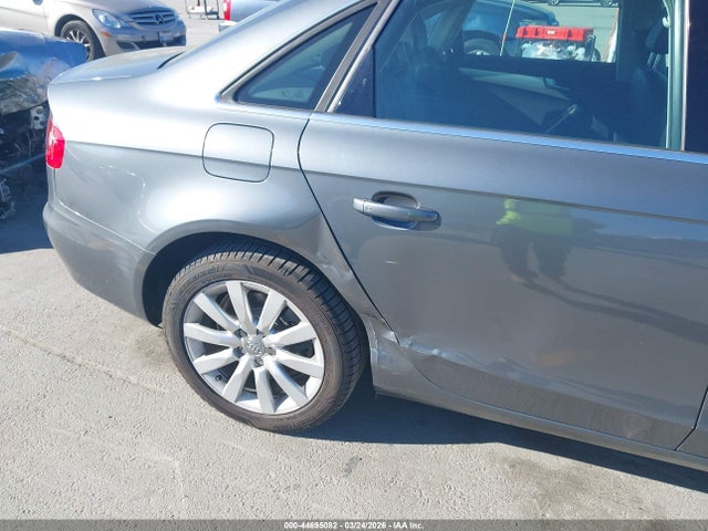 Aukcja sprzedaży 2012 Audi A4 2.0t Premium, vin: WAUBFAFL1CA117208, numer aukcji: 44695082