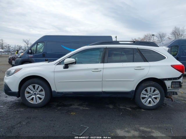Aukcja sprzedaży 2018 Subaru Outback 2.5i Premium, vin: 4S4BSACC2J3270213, numer aukcji: 44695127
