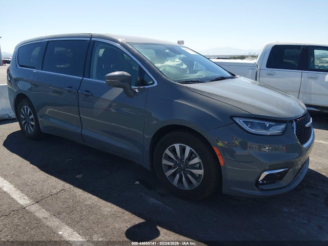 2022 CHRYSLER PACIFICA HYBRID 2C4RC1L70NR124294