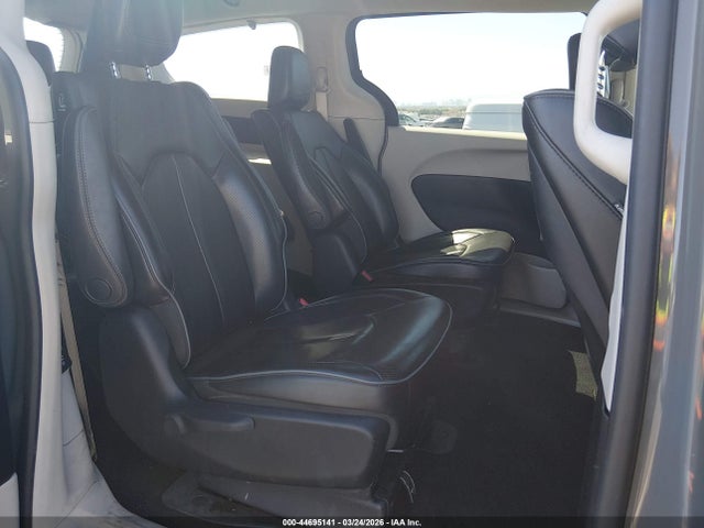 2022 CHRYSLER PACIFICA HYBRID 2C4RC1L70NR124294 Photo 7