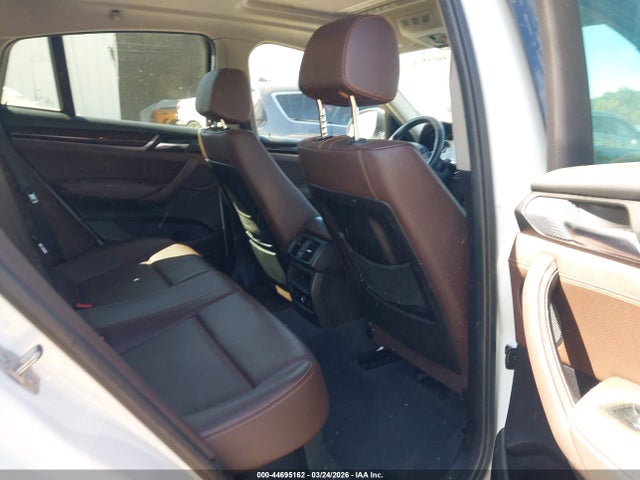 44695162 :رقم المزاد ، 5UXXW3C51F0M87576 vin ، 2015 Bmw X4 Xdrive28i مزاد بيع