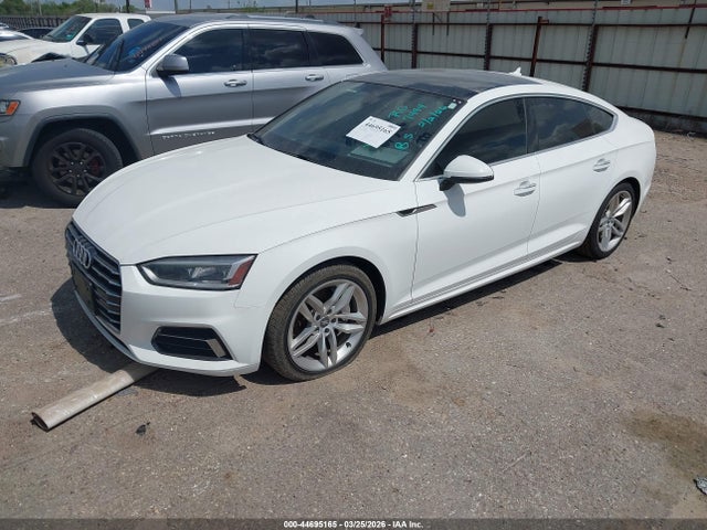 Продажа на аукционе авто 2019 Audi A5 45 Premium, vin: WAUANCF58KA057017, номер лота: 44695165