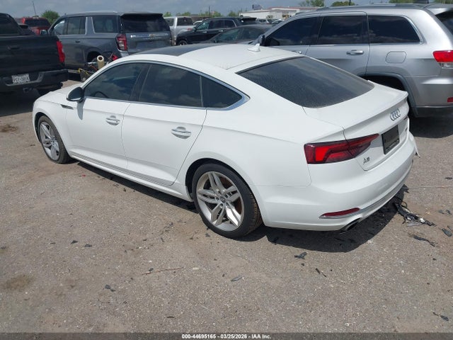 Продажа на аукционе авто 2019 Audi A5 45 Premium, vin: WAUANCF58KA057017, номер лота: 44695165
