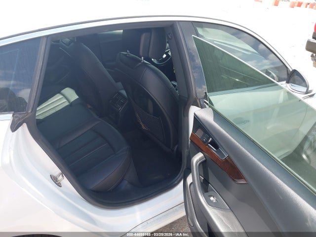 Продажа на аукционе авто 2019 Audi A5 45 Premium, vin: WAUANCF58KA057017, номер лота: 44695165