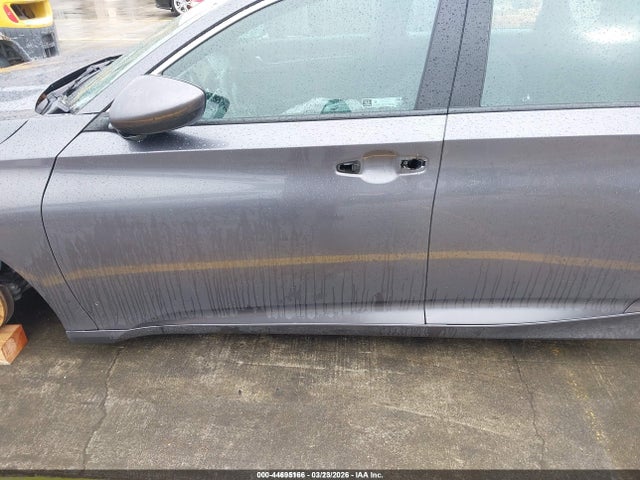 1HGCV1F38KA043053 Honda Accord Sport