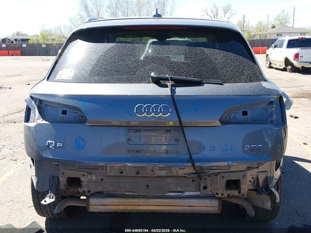 44695194 :رقم المزاد ، WA1BNAFY9J2016937 vin ، 2018 Audi Q5 2.0t Premium/2.0t Tech Premium مزاد بيع