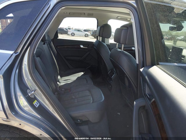 44695194 :رقم المزاد ، WA1BNAFY9J2016937 vin ، 2018 Audi Q5 2.0t Premium/2.0t Tech Premium مزاد بيع