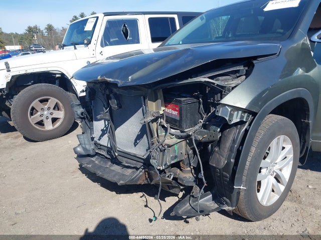 Toyota Highlander Le V6 2014 5TDBKRFHXES028316 Image 6