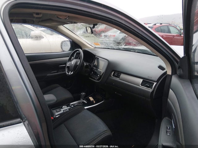 2018 MITSUBISHI OUTLANDER JA4AZ3A32JZ014218 Photo 4