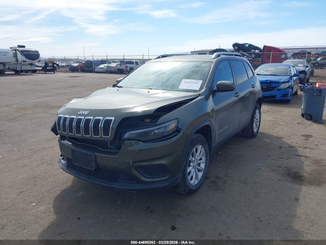 44695262 :رقم المزاد ، 1C4PJMCB8LD654578 vin ، 2020 Jeep Cherokee Latitude 4x4 مزاد بيع