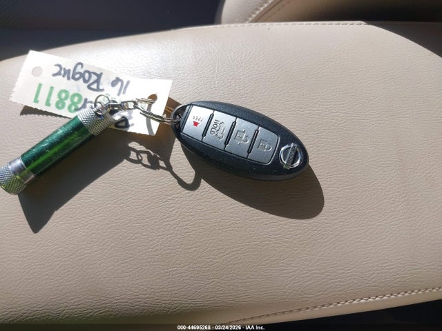 Продаж на аукціоні авто 2016 Nissan Rogue Sl, vin: 5N1AT2MV6GC924072, номер лоту: 44695268