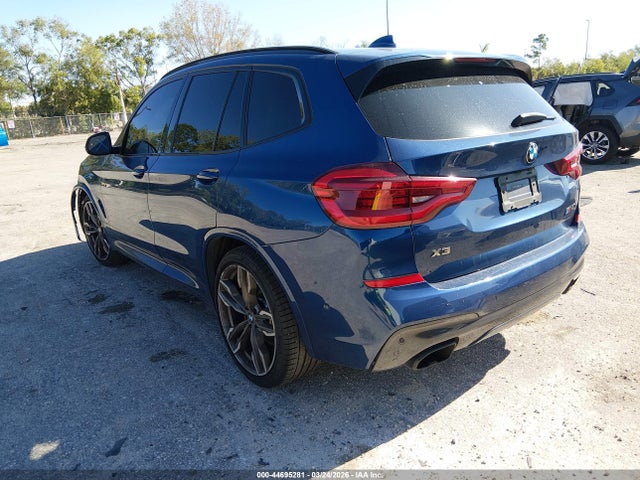 2020 BMW X3 5UXTY9C09LLE59599 Photo 2