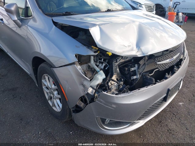 2020 CHRYSLER PACIFICA 2C4RC1BG8LR105782 Photo 5