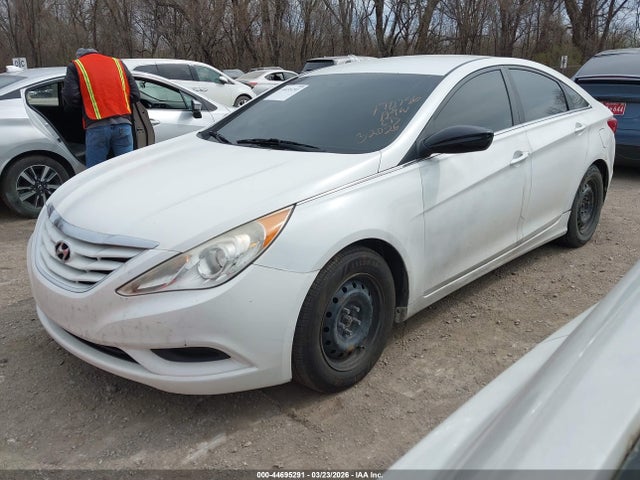 2012 HYUNDAI SONATA 5NPEB4AC8CH455637 Photo 1
