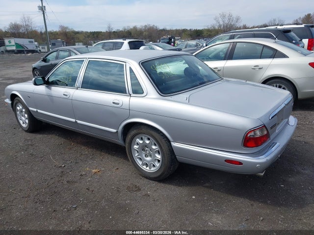 2003 JAGUAR XJ SAJDA14C63LF55776 Photo 2