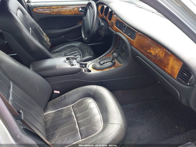 2003 JAGUAR XJ SAJDA14C63LF55776 Photo 4