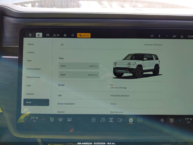 Rivian R1s Adventure 2023 7PDSGABA2PN019817 Image 7