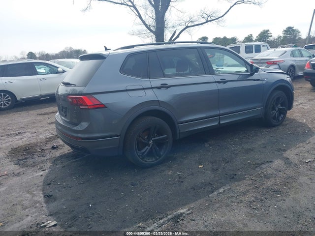 Продаж на аукціоні авто 2023 Volkswagen Tiguan 2.0t Se R-line Black, vin: 3VV8B7AX2PM070304, номер лоту: 44695350