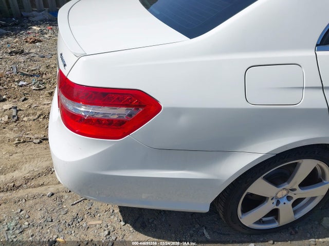 Продаж на аукціоні авто 2011 Mercedes-benz E 350 4matic, vin: WDDHF8HB1BA485158, номер лоту: 44695356
