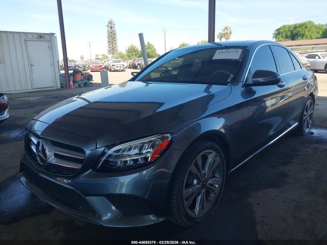 44695370 :رقم المزاد ، 55SWF8DBXLU324385 vin ، 2020 Mercedes-benz C 300 مزاد بيع