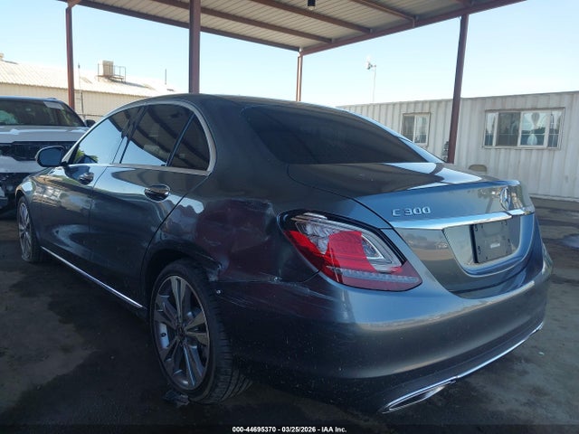 44695370 :رقم المزاد ، 55SWF8DBXLU324385 vin ، 2020 Mercedes-benz C 300 مزاد بيع