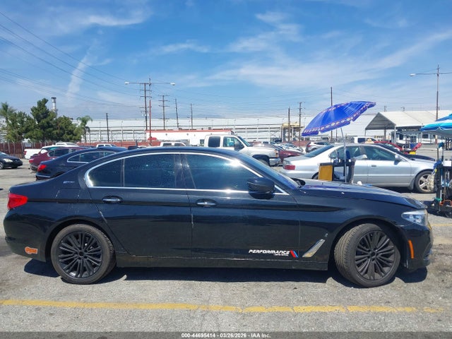 WBAJA9C58JB034395 BMW 530e Iperformance