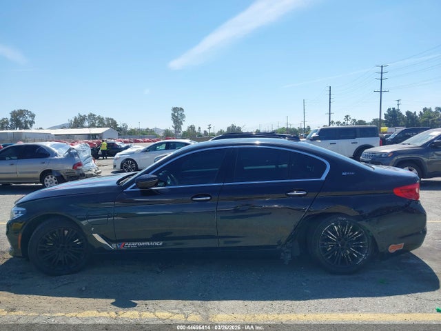WBAJA9C58JB034395 BMW 530e Iperformance